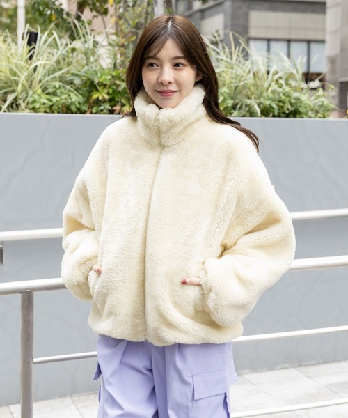 3.3 Field Trip （3.3フィールドトリップ）の「3.3 Field Trip／ムートンBL 2993684（ブルゾン・レディース・グレー/アイボリー/ブラック・FREE）」の7枚目の写真