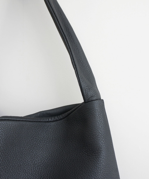 TIDEWAY（タイドウェイ）の「PUF HANDLE TOTE / M（トートバッグ・レディース・ブラック/グレー/モカ・FREE）」の11枚目の写真