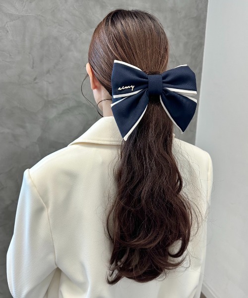 EIMY ISTOIRE(エイミーイストワール)の「バイカラーフレンチリボンシュシュ(シュシュ・レディース・ネイビー/ホワイト/ブラック・FREE)」の10枚目の写真