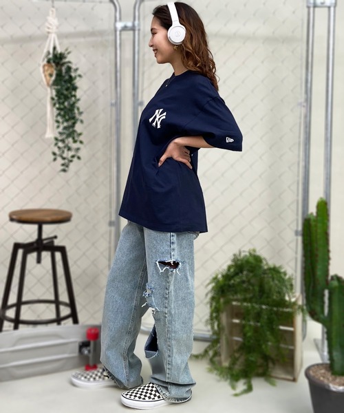 NEW ERA(ニューエラ)の「NEW ERA/ニューエラ Tシャツ オーバーサイズ バックプリント MLB 14121891/14121892/14121893/14121895/14121906/14121896(Tシャツ/カットソー・レディース・ホワイト系その他2/ブラック系その他/ブラック系その他2/ストーン/ネイビー/ホワイト系その他・L/M)」の8枚目の写真