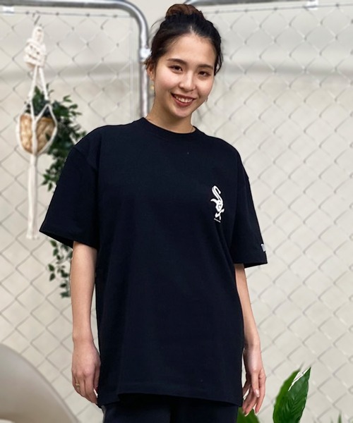 NEW ERA(ニューエラ)の「NEW ERA/ニューエラ Tシャツ オーバーサイズ バックプリント MLB 14121891/14121892/14121893/14121895/14121906/14121896(Tシャツ/カットソー・レディース・ホワイト系その他2/ブラック系その他/ブラック系その他2/ストーン/ネイビー/ホワイト系その他・L/M)」の17枚目の写真