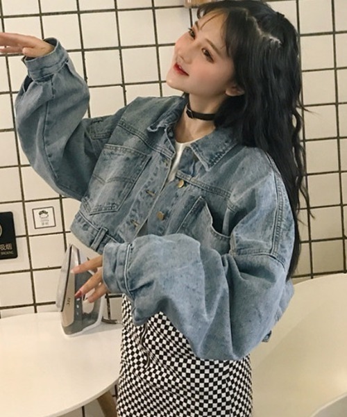 NANEA(ナネア)の「バックボタンデザインショート丈デニムジャケット(デニムジャケット・レディース・ブルー・SMALL/MEDIUM/LARGE)」の6枚目の写真