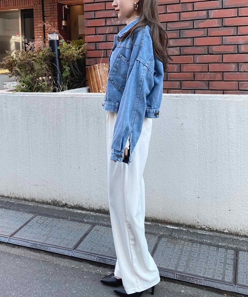 NANEA(ナネア)の「バックボタンデザインショート丈デニムジャケット(デニムジャケット・レディース・ブルー・SMALL/MEDIUM/LARGE)」の10枚目の写真