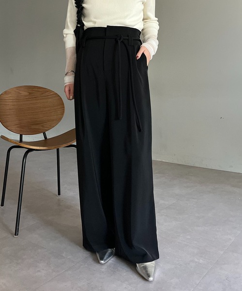 CAPRICIEUX LE'MAGE(カプリシューレマージュ)の「チューブベルトパンツ(その他パンツ・レディース・ライム/ブラック/ホワイト系その他・36/38)」の18枚目の写真