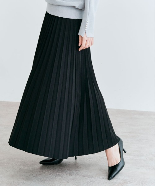新作♪【PRADA】ストレッチコットン製 ショートプリーツスカート 新作♪【PRADA】ストレッチコットン製 ショートプリーツスカート