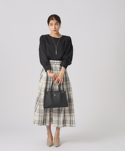 SHOO・LA・RUE（シューラルー）の「◆【通勤/デイリー/2WAY】一枚革風ポケットトートバッグ（トートバッグ・レディース・グレー/ブルー/ブラック・00）」の17枚目の写真