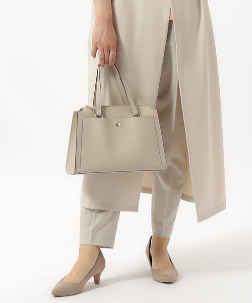 SHOO・LA・RUE（シューラルー）の「◆【通勤/デイリー/2WAY】一枚革風ポケットトートバッグ（トートバッグ・レディース・グレー/ブルー/ブラック・00）」の21枚目の写真