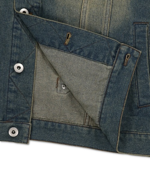 SPINNS（スピンズ）の「【ユニセックスで着用可能】オーバーダイデッキジャケット（デニムジャケット・メンズ・ブルー/ブラック・ONESIZE）」の8枚目の写真