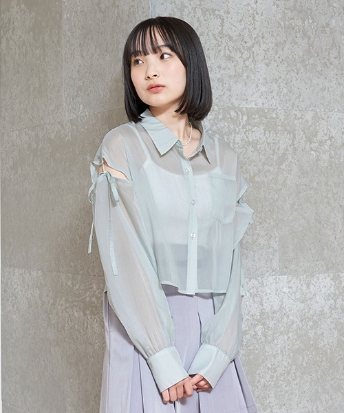 LOVETOXIC（ラブトキシック）の「インナーつきクロップドシャツ（シャツ/ブラウス・キッズ・オフホワイト/ピンク/エメラルド・S/M/L）」の3枚目の写真