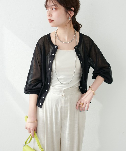natural couture（ナチュラルクチュール）の「【WEB限定】ドット釦シアーカーデ（カーディガン/ボレロ・レディース・ラベンダー/ミント/オフホワイト/ブルー/ブラック/グレイッシュベージュ・FREE）」の16枚目の写真