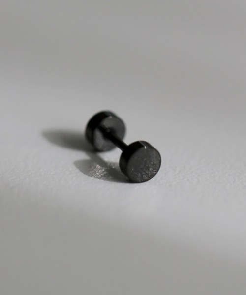 VIBGYOR(ヴィブジョー)の「aliru/片耳ダンベル型ステンレスピアス アレルギー対応(ピアス(片耳用)・メンズ・ゴールド/ブラック/シルバー・MEDIUM/SMALL/LARGE)」の12枚目の写真