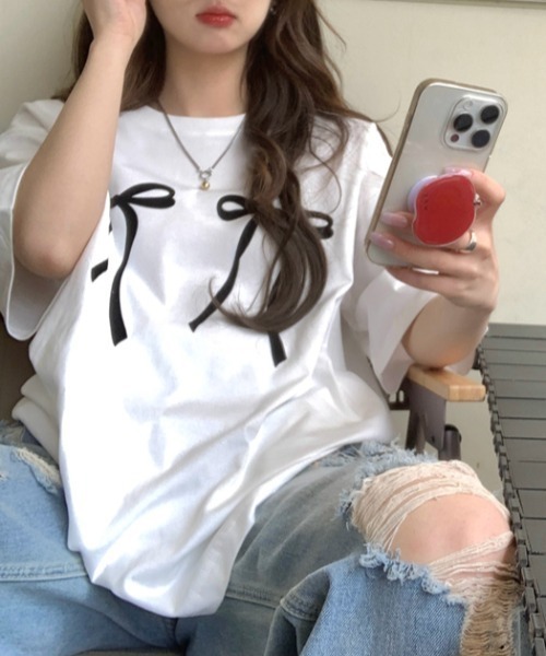 Vipoa（ヴィポア）の「リボンデザインオーバーTee（Tシャツ/カットソー・レディース・ブラック/ホワイト・FREE）」の7枚目の写真