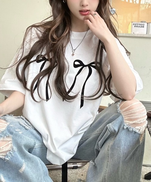 Vipoa（ヴィポア）の「リボンデザインオーバーTee（Tシャツ/カットソー・レディース・ブラック/ホワイト・FREE）」の5枚目の写真