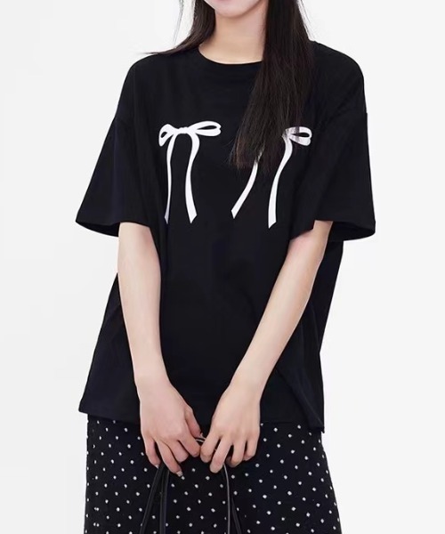 Vipoa（ヴィポア）の「リボンデザインオーバーTee（Tシャツ/カットソー・レディース・ブラック/ホワイト・FREE）」の11枚目の写真