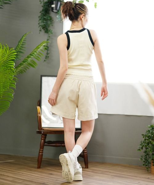 ROXY（ロキシー）の「ROXY/ロキシー タンクトップ カップ付き ロゴ刺繍 RDK242024（タンクトップ・レディース・ブラック/オフホワイト/ホワイト×ブラック・L/M）」の19枚目の写真