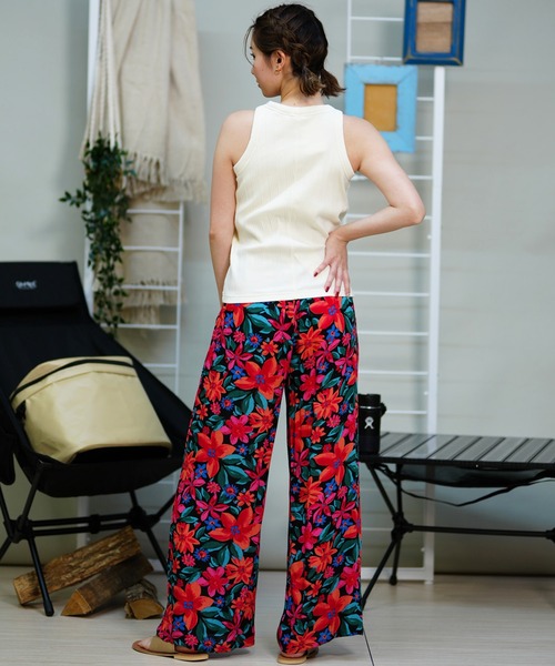 ROXY（ロキシー）の「ROXY/ロキシー タンクトップ カップ付き ロゴ刺繍 RDK242024（タンクトップ・レディース・ブラック/オフホワイト/ホワイト×ブラック・L/M）」の10枚目の写真