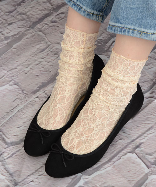 TONE SELECT GOODS（トーンセレクトグッズ）の「【float】レース フラワー クルー丈ソックス（ソックス/靴下・レディース・ホワイト/ブラック/アイボリー・FREE）」の21枚目の写真