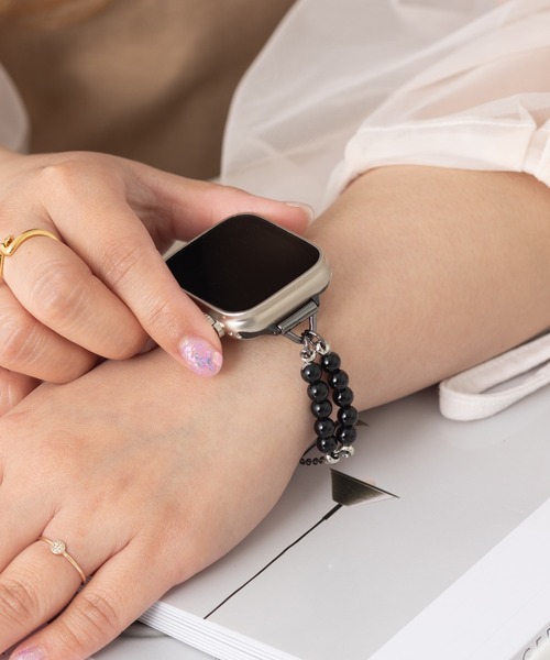 emonique(エモニーク)の「ステンレス製 Apple Watch バンド スマートウォッチバンド【38/40/41/42/44/45/49mm対応】(デジタル腕時計・レディース・ホワイト/ピンク/ブラック・38/42)」の1枚目の写真