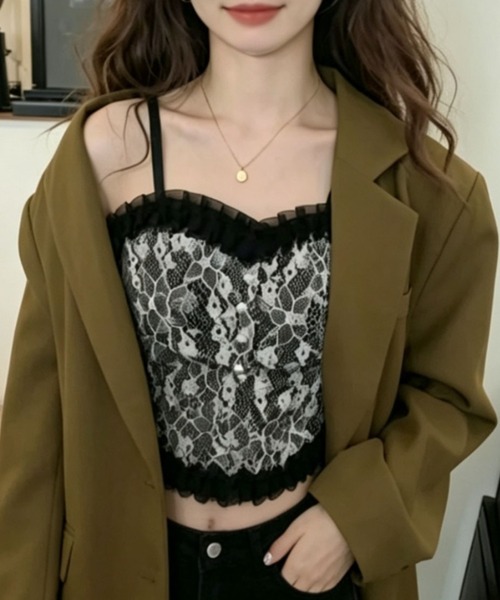 gossip!ロサンゼルス(ゴシップロサンゼルス)の「Y2Kヴィンテージ レース フリルカップ付き フェミニン トレンドレイヤードブラキャミソールインナー(キャミソール・レディース・ブラック/ホワイト・FREE)」の2枚目の写真