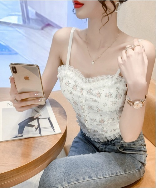gossip!ロサンゼルス(ゴシップロサンゼルス)の「Y2Kヴィンテージ レース フリルカップ付き フェミニン トレンドレイヤードブラキャミソールインナー(キャミソール・レディース・ブラック/ホワイト・FREE)」の17枚目の写真