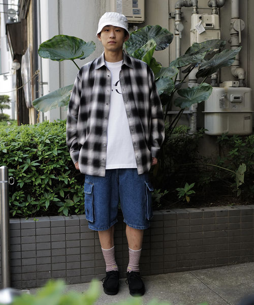 WILLY CHAVARRIA(ウィリーチャバリア)の「【WILLY CHAVARRIA / ウィリー チャバリア】WISM 別注 CARGO SHORT-D(デニムパンツ・メンズ・ネイビー・MEDIUM/LARGE)」の4枚目の写真