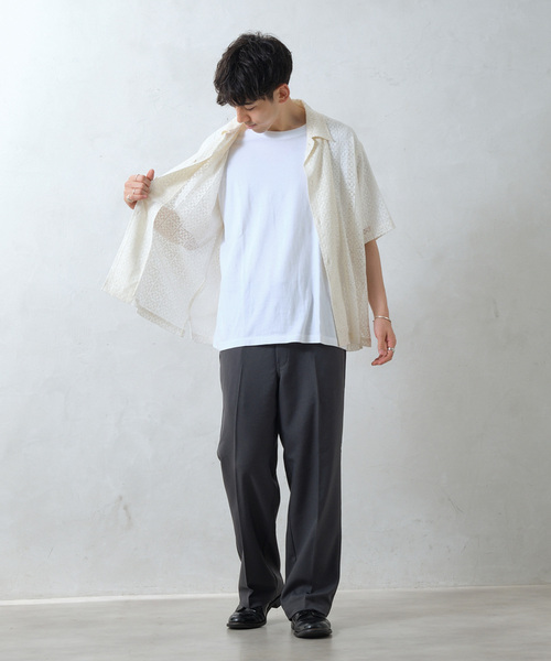 JOURNAL STANDARD relume（ジャーナルスタンダード　レリューム）の「アラベスクレース スクエアレギュラーカラー半袖シャツ（シャツ/ブラウス・メンズ・ブラック/ホワイト/ネイビー・MEDIUM/LARGE）」の19枚目の写真