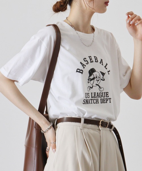 FUNALIVE(ファンアライブ)の「Snatch GILDAN (ギルダン) プリント Tシャツ カレッジ アメカジ柄(Tシャツ/カットソー・メンズ・ホワイト系3/ホワイト系5/ホワイト系その他2/ホワイト系1/ホワイト系2/ホワイト/ホワイト系4/ホワイト系6/ホワイト系その他/ホワイト系その他3/ホワイト系7/ホワイト系8/ホワイト系9/A/ホワイト系その他5/ホワイト系その他6/ホワイト系その他7/ホワイト系その他4/B・S/L/LL/M)」の6枚目の写真