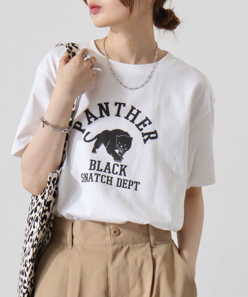 FUNALIVE(ファンアライブ)の「Snatch GILDAN (ギルダン) プリント Tシャツ カレッジ アメカジ柄(Tシャツ/カットソー・メンズ・ホワイト系3/ホワイト系5/ホワイト系その他2/ホワイト系1/ホワイト系2/ホワイト/ホワイト系4/ホワイト系6/ホワイト系その他/ホワイト系その他3/ホワイト系7/ホワイト系8/ホワイト系9/A/ホワイト系その他5/ホワイト系その他6/ホワイト系その他7/ホワイト系その他4/B・S/L/LL/M)」の7枚目の写真