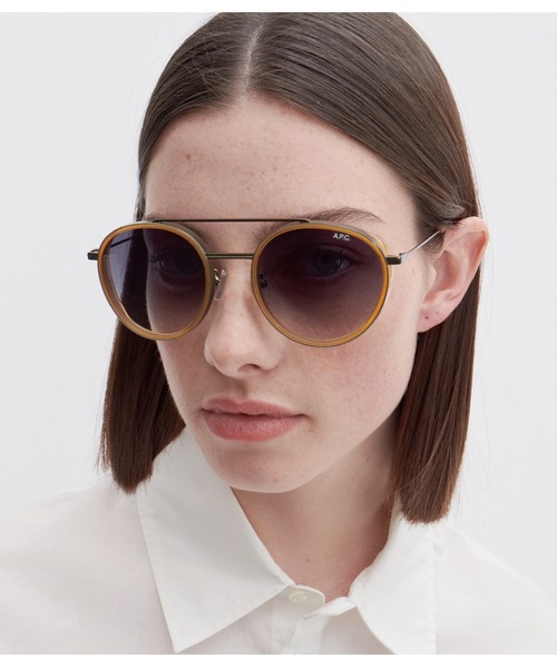 A.P.C.（アーペーセー）の「NICOサングラス /A.P.C. EYEWEAR / ユニセックス（サングラス・レディース・ブラック×イエロー・ONESIZE）」の6枚目の写真