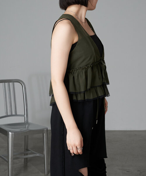 RAY CASSIN（レイカズン）の「チュールベスト（シャツ/ブラウス・レディース・カーキ/ブラック/アイボリー・FREE）」の9枚目の写真