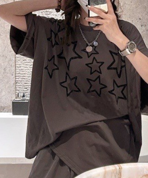 B.R.U(ブル)の「平成レトロ/ラインストーンTシャツ(Tシャツ/カットソー・レディース・ホワイト系その他/グレー系その他/ブラック系その他/ホワイト/ブラック/グレー/ブラック系その他2/ホワイト系その他2・FREE)」の7枚目の写真