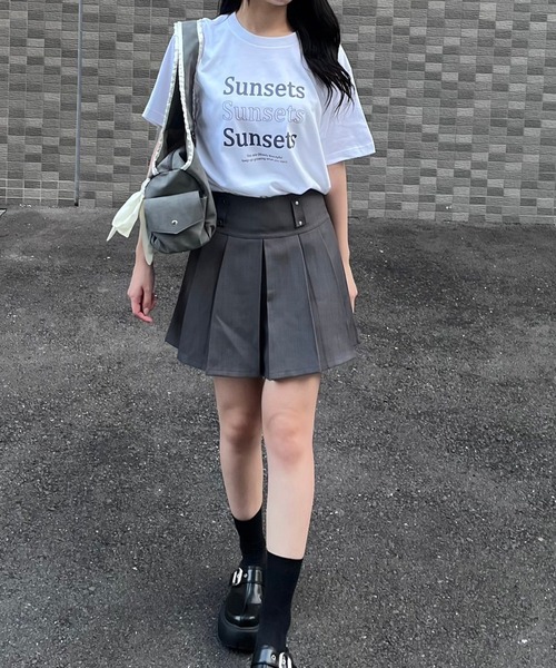 fiere(フィエール)の「デザインプリント半袖Tシャツ(Tシャツ/カットソー・レディース・ホワイト・M/L)」の4枚目の写真
