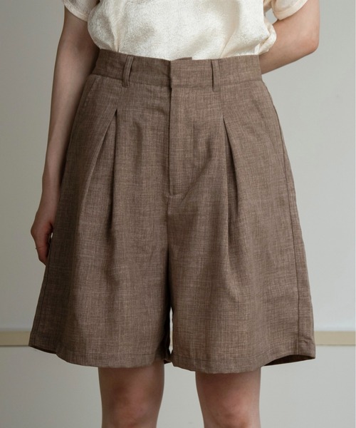Amiur（エミレ）の「linen like half pants / リネンライクハーフパンツ（その他パンツ・レディース・ブラック/グレイッシュベージュ/ホワイト・FREE）」の3枚目の写真