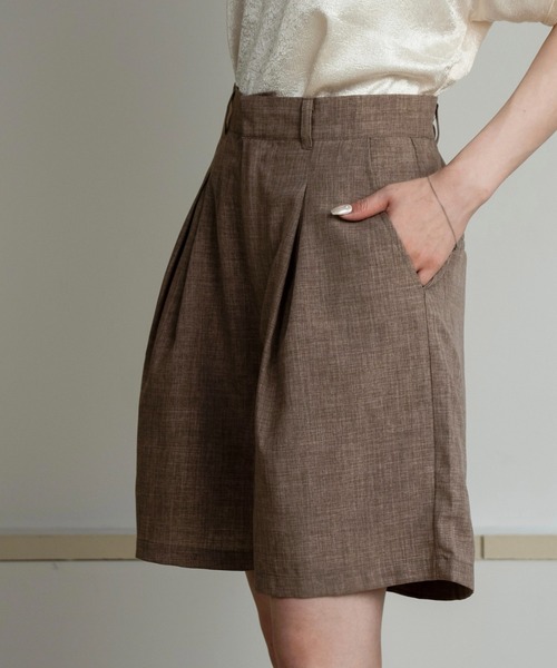 Amiur（エミレ）の「linen like half pants / リネンライクハーフパンツ（その他パンツ・レディース・ブラック/グレイッシュベージュ/ホワイト・FREE）」の6枚目の写真