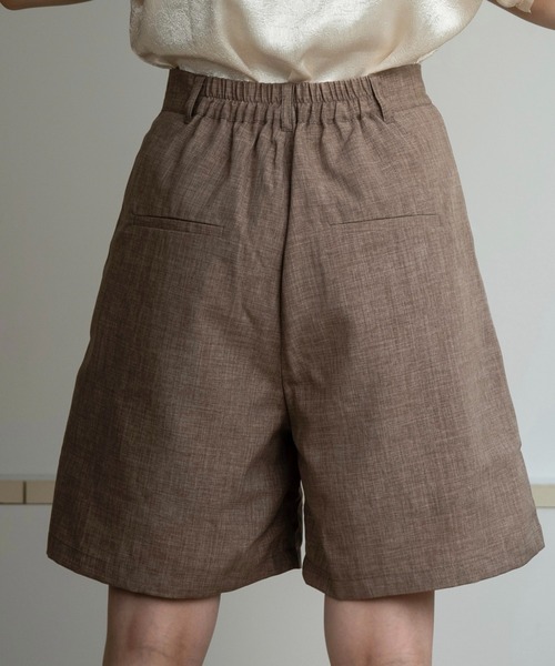 Amiur（エミレ）の「linen like half pants / リネンライクハーフパンツ（その他パンツ・レディース・ブラック/グレイッシュベージュ/ホワイト・FREE）」の7枚目の写真