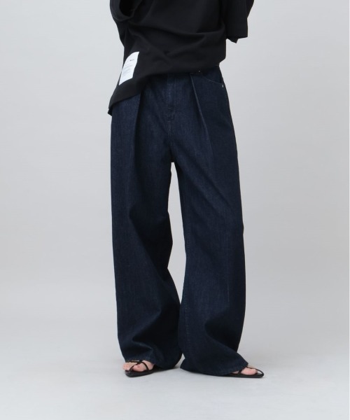 デニムタックストレートパンツ（デニムパンツ）｜STERNBERG（スタンバーグ）