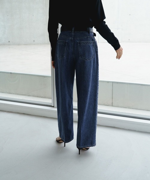 STERNBERG（スタンバーグ）の「デニムタックストレートパンツ（デニムパンツ・レディース・ネイビー/ブルー・MEDIUM/LARGE）」の13枚目の写真