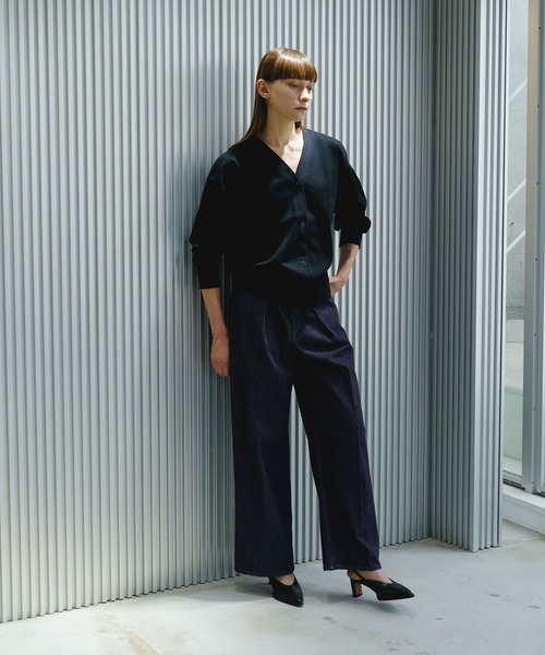 STERNBERG（スタンバーグ）の「デニムタックストレートパンツ（デニムパンツ・レディース・ネイビー/ブルー・MEDIUM/LARGE）」の15枚目の写真