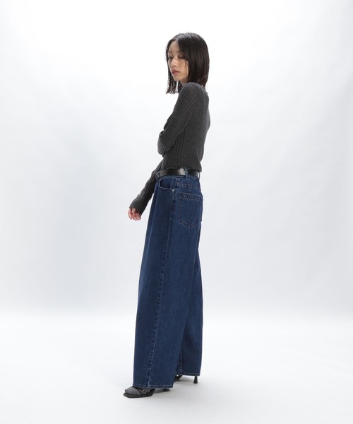 STERNBERG（スタンバーグ）の「デニムタックストレートパンツ