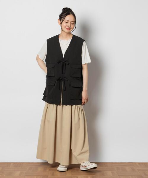 Right-on(ライトオン)の「HONEYSUCKLE ROSE(ハニーサックルローズ)リボンデザインベスト(ベスト・レディース・オリーブ/ブラック・M/L)」の16枚目の写真