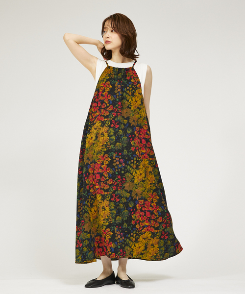 abahouse mavie(アバハウスマヴィ)の「【大人のいちまんワンピ】プリント&ベロアキャミワンピ/冬服(ワンピース・レディース・ブラック系その他/マスタード/チャコールグレー・フリー)」の7枚目の写真