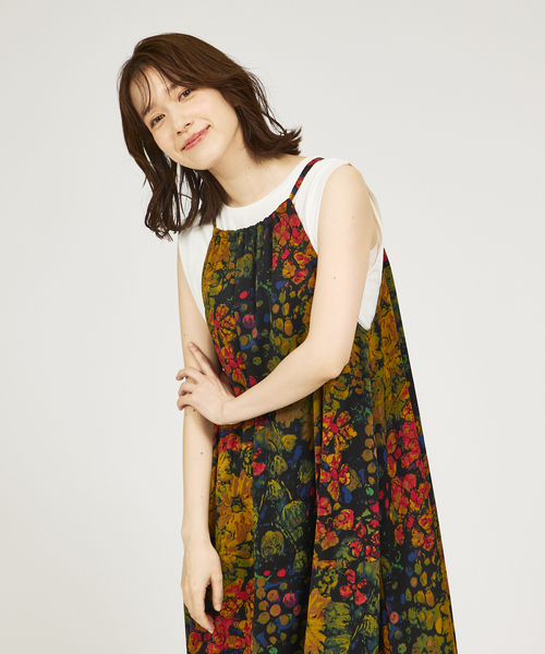 abahouse mavie(アバハウスマヴィ)の「【大人のいちまんワンピ】プリント&ベロアキャミワンピ/冬服(ワンピース・レディース・ブラック系その他/マスタード/チャコールグレー・フリー)」の10枚目の写真
