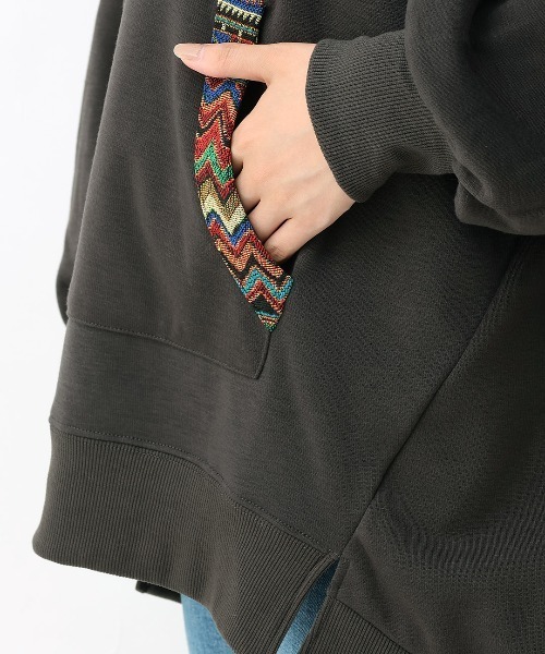 チチカカ（チチカカ）の「ポカフーディーパッチプルオーバー（パーカー・レディース・アイボリー/チャコールグレー/ブルー・FREE）」の16枚目の写真