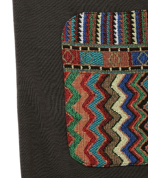 チチカカ（チチカカ）の「ポカフーディーパッチプルオーバー（パーカー・レディース・アイボリー/チャコールグレー/ブルー・FREE）」の20枚目の写真