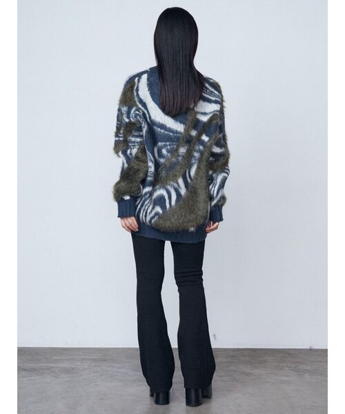 EMODA(エモダ)の「ラメミックスオーバーパターンニット(ニット/セーター・レディース・ブラウン/ブルー/グレー・FREE)」の10枚目の写真