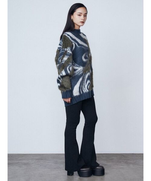 EMODA(エモダ)の「ラメミックスオーバーパターンニット(ニット/セーター・レディース・ブラウン/ブルー/グレー・FREE)」の11枚目の写真