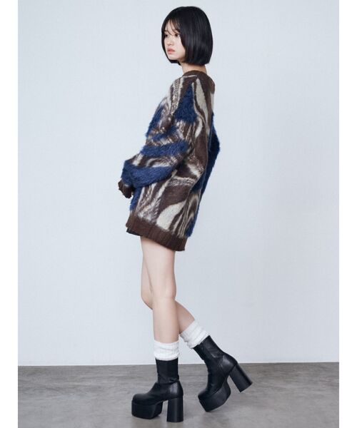 EMODA(エモダ)の「ラメミックスオーバーパターンニット(ニット/セーター・レディース・ブラウン/ブルー/グレー・FREE)」の15枚目の写真