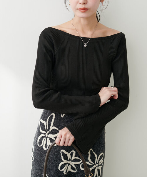 natural couture(ナチュラルクチュール)の「テレコオフショルカットTOPS(Tシャツ/カットソー・レディース・ボルドー/ブラウン/ブラック/アイボリー/グレイッシュベージュ・FREE)」の12枚目の写真