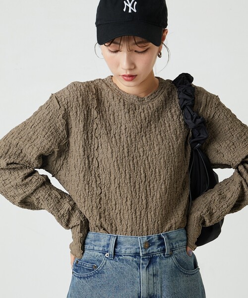 FREAK'S STORE(フリークスストア)の「限定展開 カットシャーリング ポコポコ メロー デザインロングスリーブ Tシャツ(Tシャツ/カットソー・レディース・オフホワイト/ブラック/レッド/グリーン/ブラウン/マスタード・フリ-)」の3枚目の写真