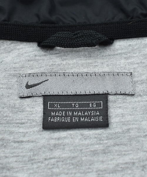 NIKE(ナイキ)の「【ヴィンテージ古着】Y2K NIKE ワッペン ナイロンジャケット(ナイロンジャケット・メンズ・ブラック・X-LARGE)」の9枚目の写真